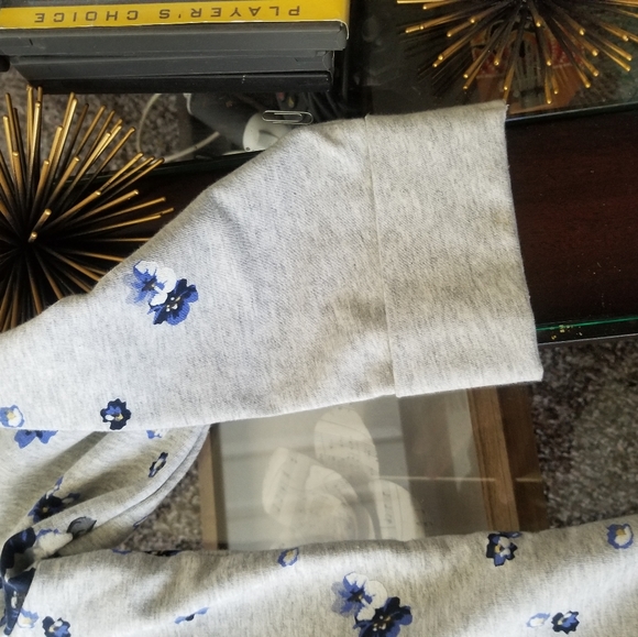 Karen Scott Sport Floral Crewneck Sweatshirt Blue - Picture 8 of 9